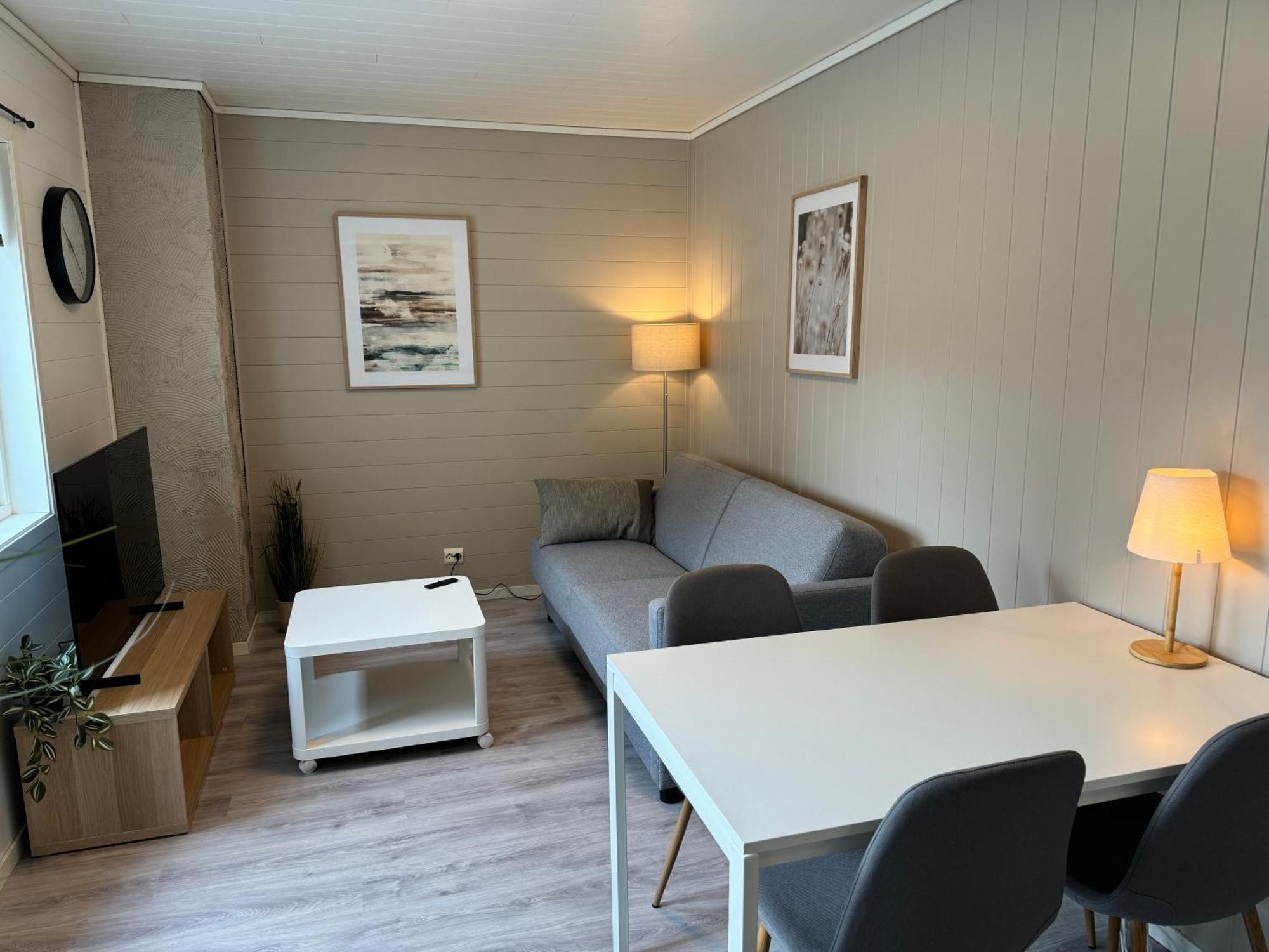 Small Apartment In The Harbour Of Jorpeland Bagian luar foto
