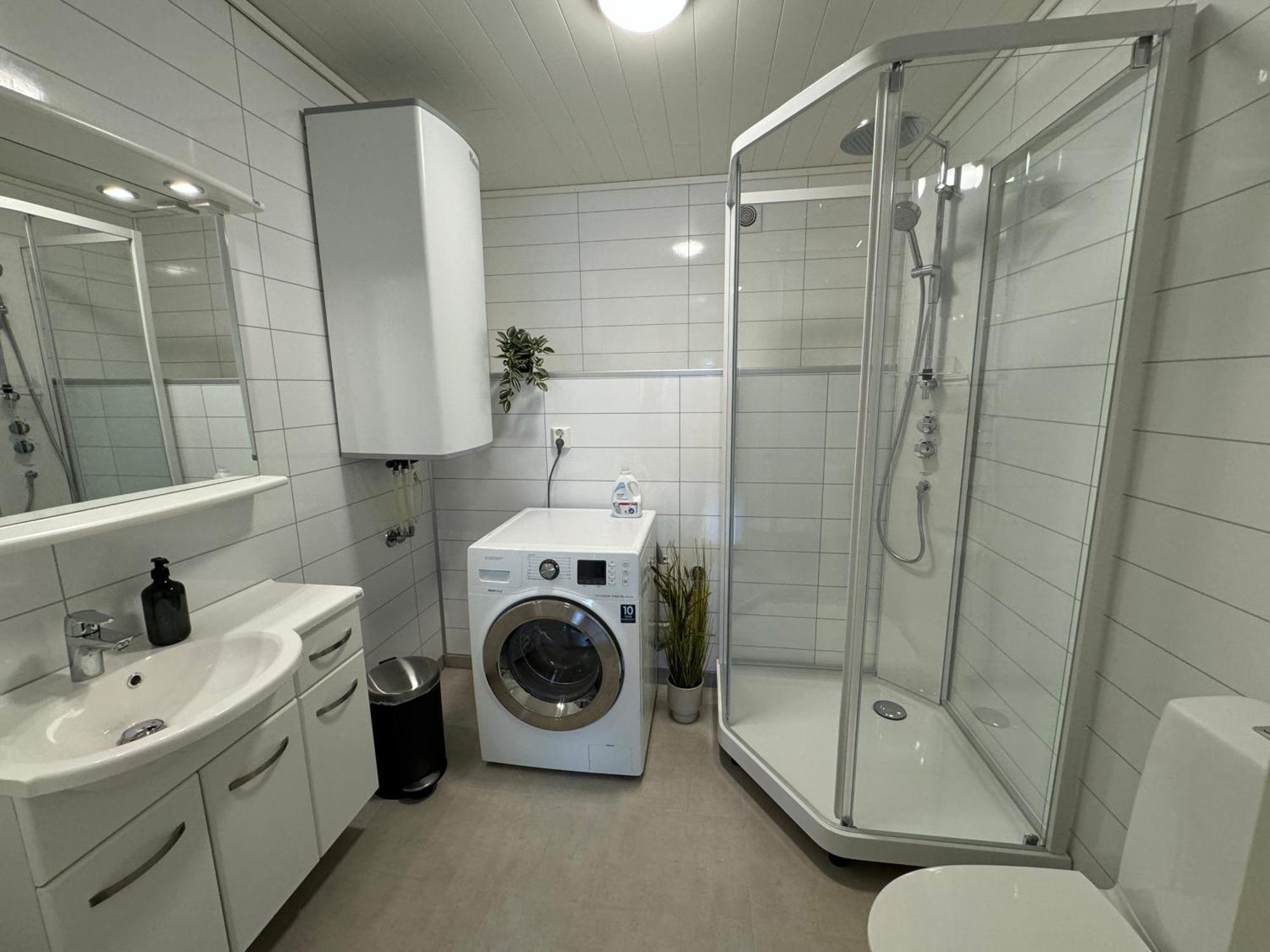 Small Apartment In The Harbour Of Jorpeland Bagian luar foto